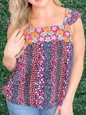 NWT Savanna Jane Embroidered Square Neck Boho Festival Top 100% Rayon Medium